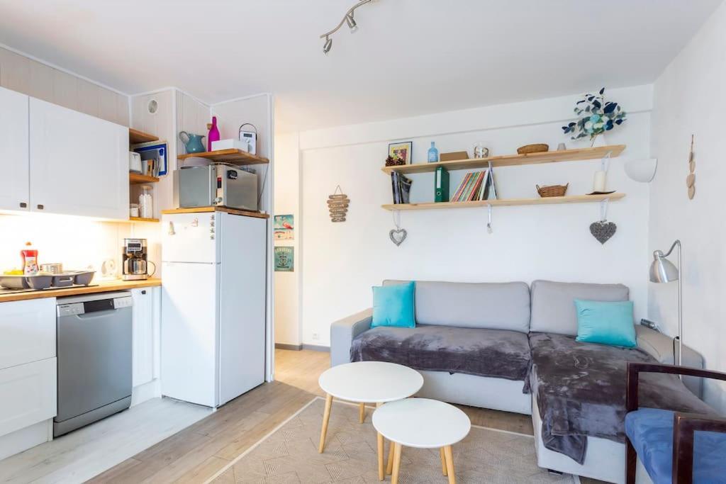 Chez Laurence - Elegant Appartement Climatise Avec Wifi Et Parking La Grande-Motte Exterior foto